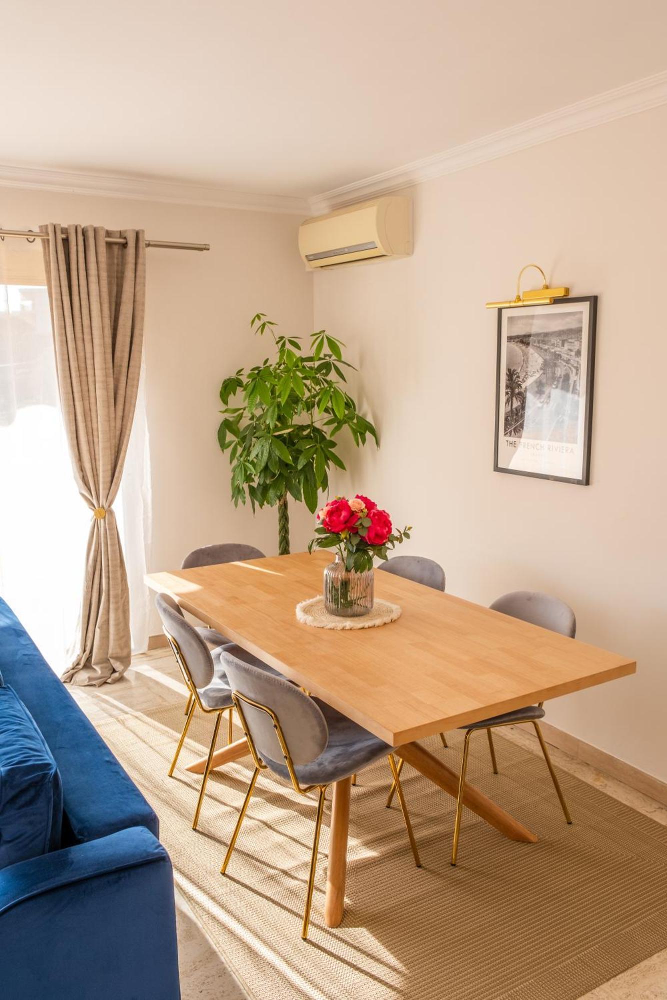 Ferienwohnung 3 Pieces Au Coeur Du Cros De Cagnes Exterior foto